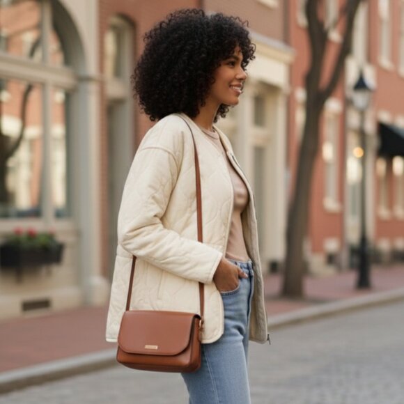 Elegant Quilted Jacket - Picture 2 of 4